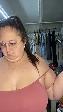 Chloee_Peach webcam