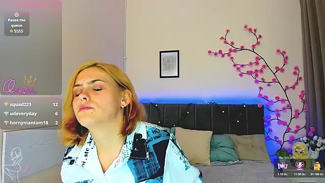DellaRows webcam