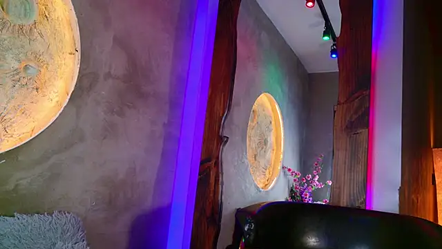 lara_curly webcam