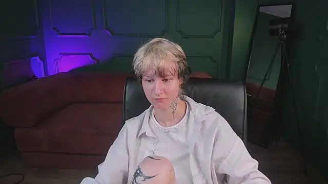 Senpai_Sins webcam