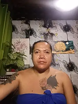 TabooSHOWgirl18 webcam