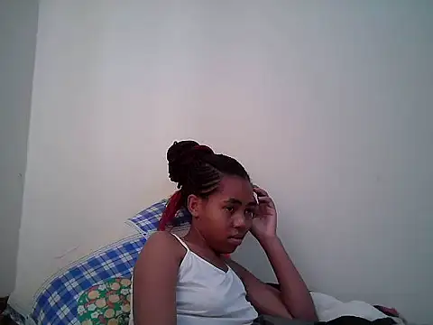 MidnightNala webcam