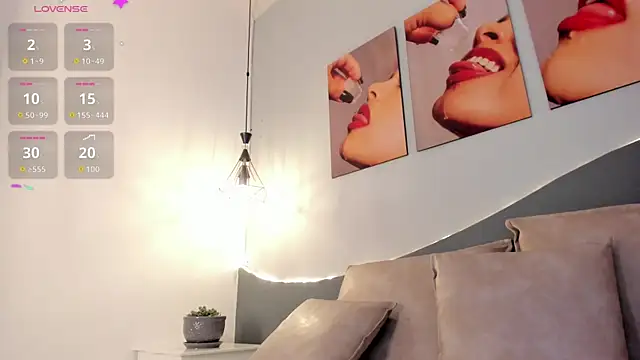 CannelaSmith live cam on StripChat