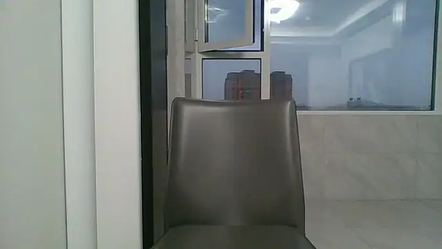 nole_china7 (Ask my age) - talk / fun / cum
