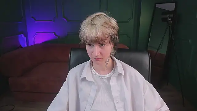 Senpai_Sins webcam