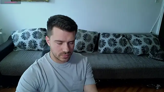 JohnnyStepBro webcam