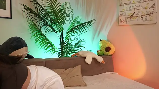 Leela_sun webcam