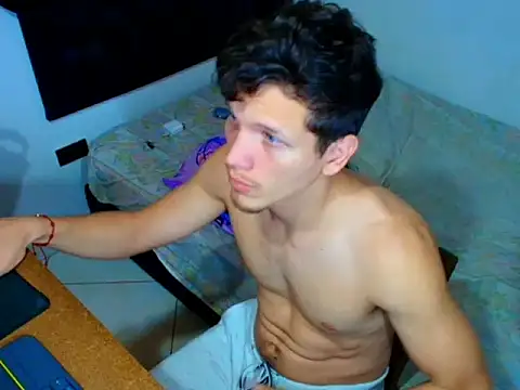 kevinkewman webcam