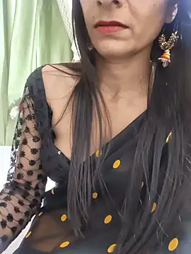 Shalu_G webcam