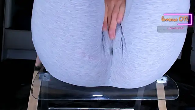 Cameltoe_squirt_inPants webcam
