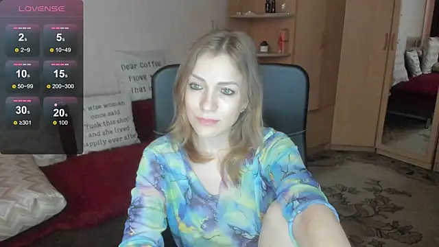 Tiffany_Bates webcam