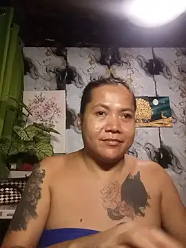 TabooSHOWgirl18 live cam on StripChat