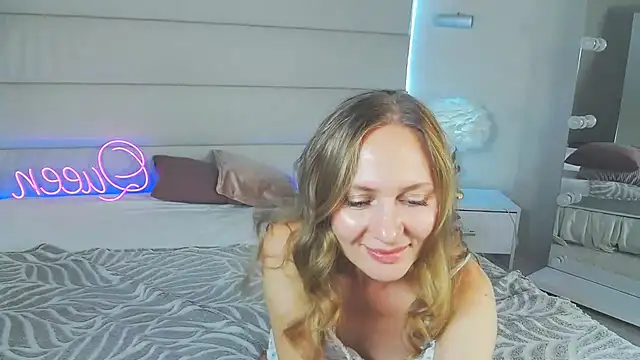 KamilaLod webcam