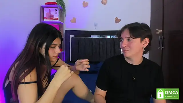 Mariana_and_Ronny webcam