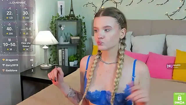 Emma_peach webcam