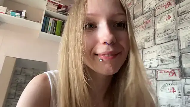 BivalentFalloff live cam on StripChat