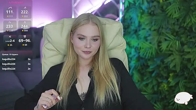 LeylaReeds webcam