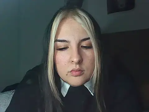 latinbabygirl webcam