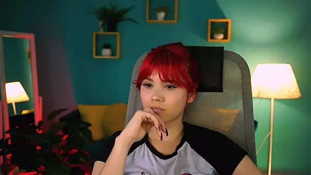EvaThopson webcam