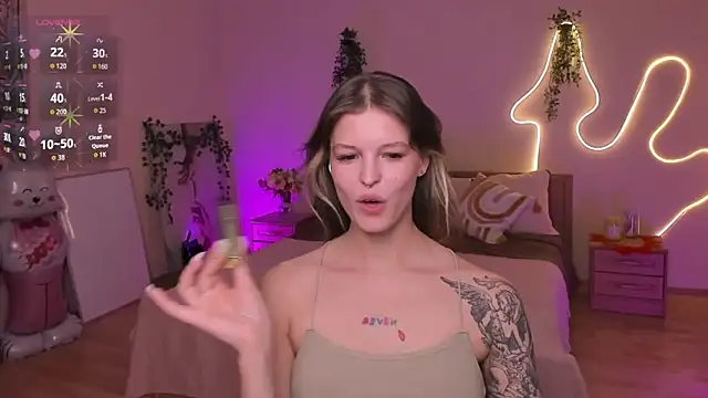 Lisa_Blossom webcam