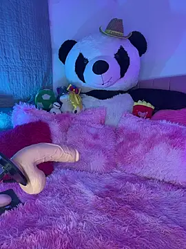 LindaWz_ webcam
