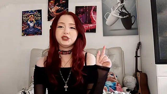 em0emily webcam