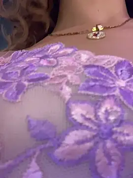Emily_fiori webcam