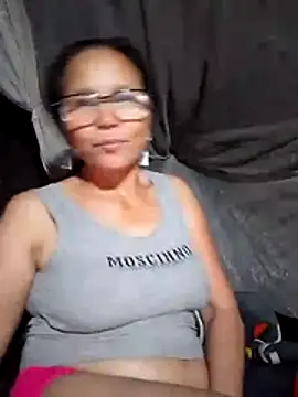MissYourLove webcam