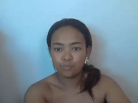 milkboobsgirl webcam