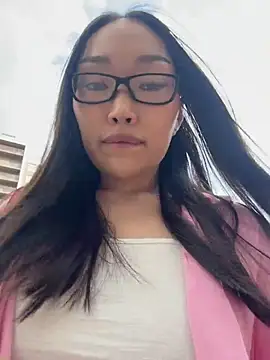 trytomakememoam webcam
