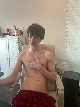 Eddy_Blare live cam on StripChat