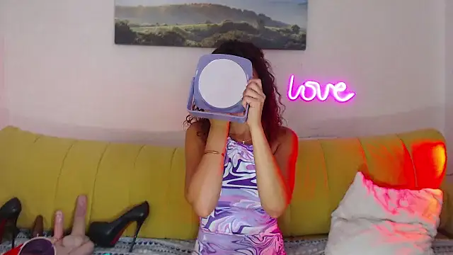 MariaModel webcam