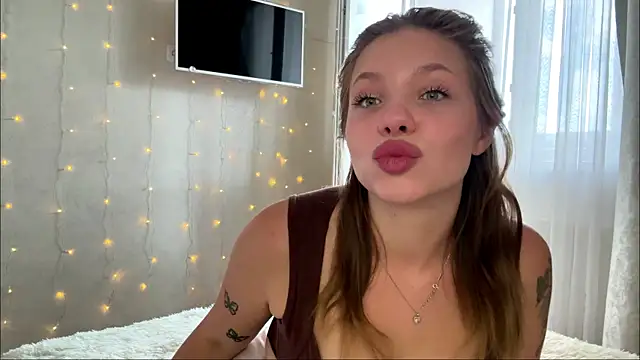 Lia_be_mine webcam