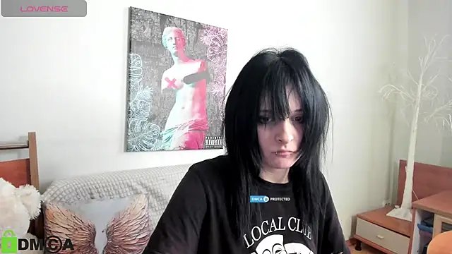 MillyMils webcam