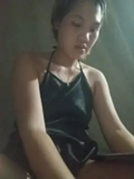 GiniEi live cam on StripChat