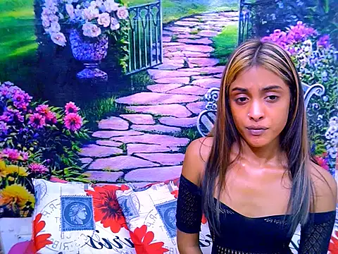 IndianPretty14u2Luv webcam