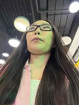 trytomakememoam webcam