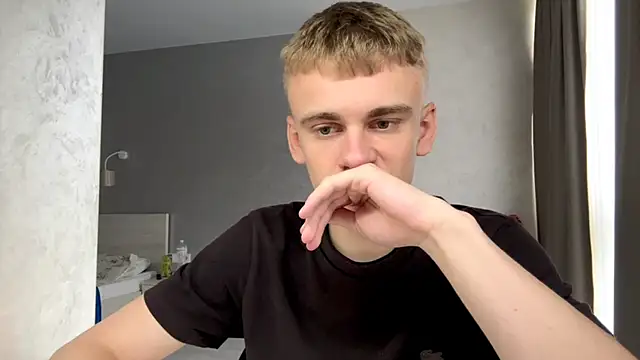 solofury (M twink) - Buy car