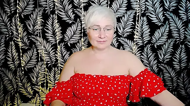 Olivia_playful webcam