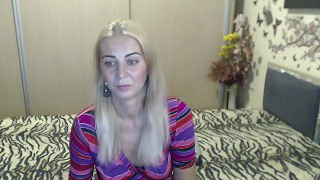 MirabelaSweet webcam