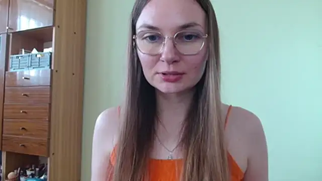 LooveELLYx webcam