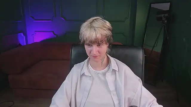 Senpai_Sins webcam
