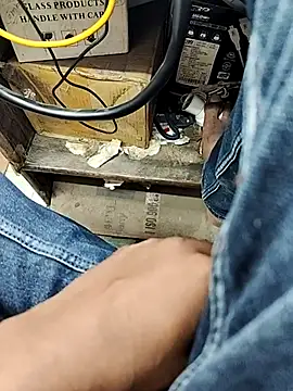X-boy-11 webcam