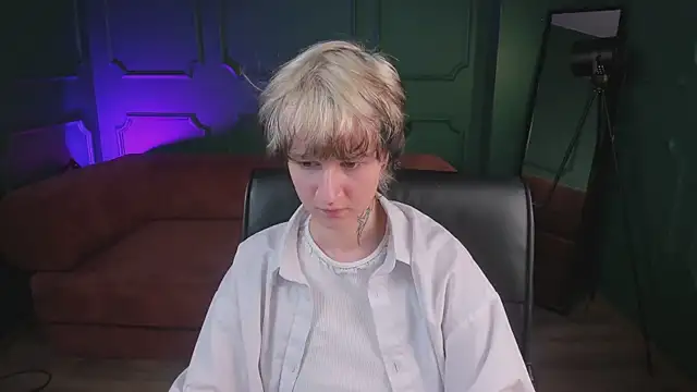 Senpai_Sins webcam