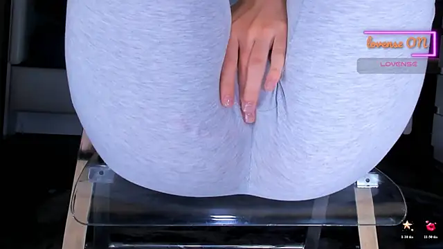 Cameltoe_squirt_inPants Live Web Cam Show