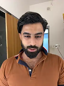 Royalboy_03's live cam