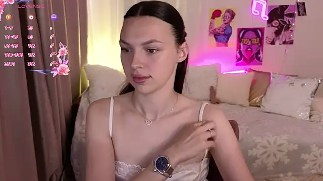 MaxinCarroll live cam on StripChat