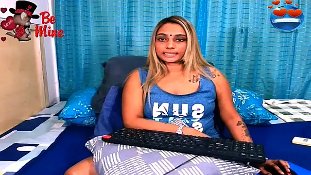 sexyindianchic webcam
