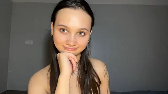 MayraLucarelli webcam