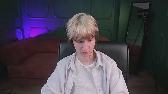 Senpai_Sins webcam